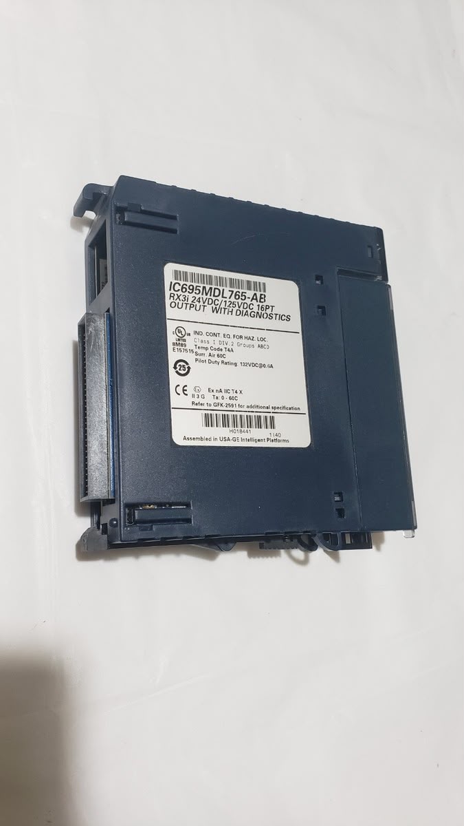 GE Fanuc Emerson PACSystems RX3i Output Module IC695MDL765-AB
